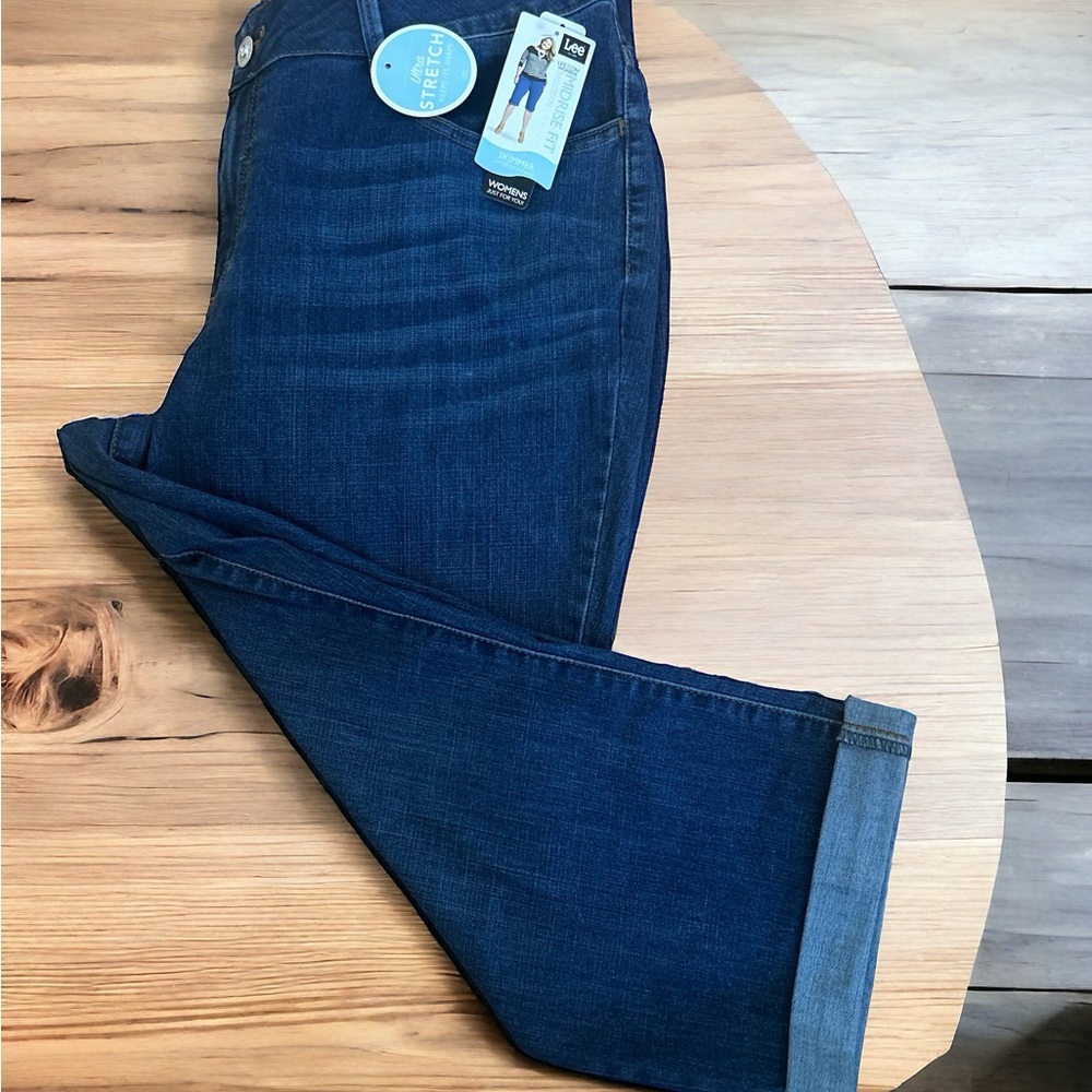 NWT LEE Capri Skimmer Ultra Stretch